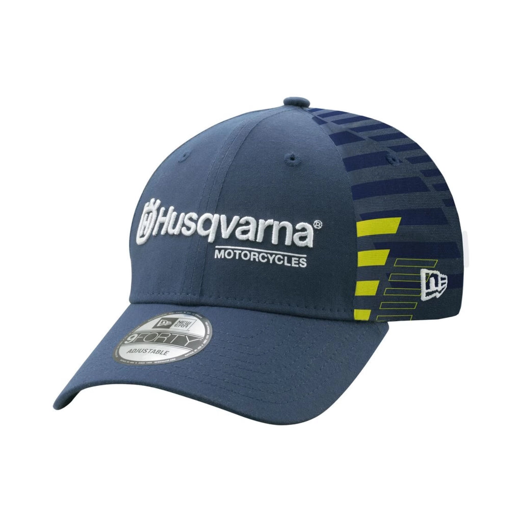 Husqvarna Team Curved Cap 2024 by New Era® – Topi Curved Cap Resmi Husqvarna, One Size